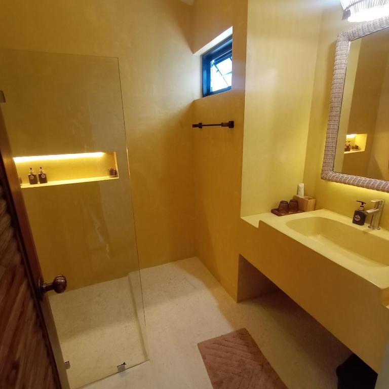 Koupelna v ubytování Villa La Quartz Seaview 2BR