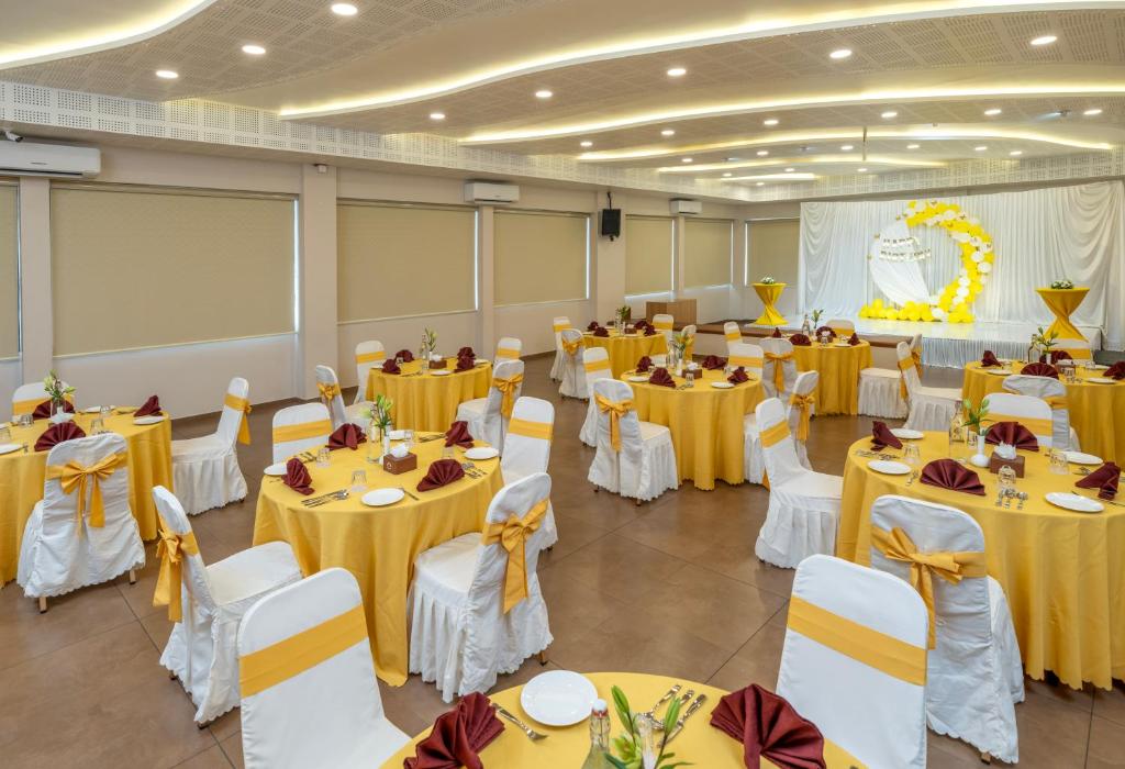 Restaurace v ubytování Oshin Hotel