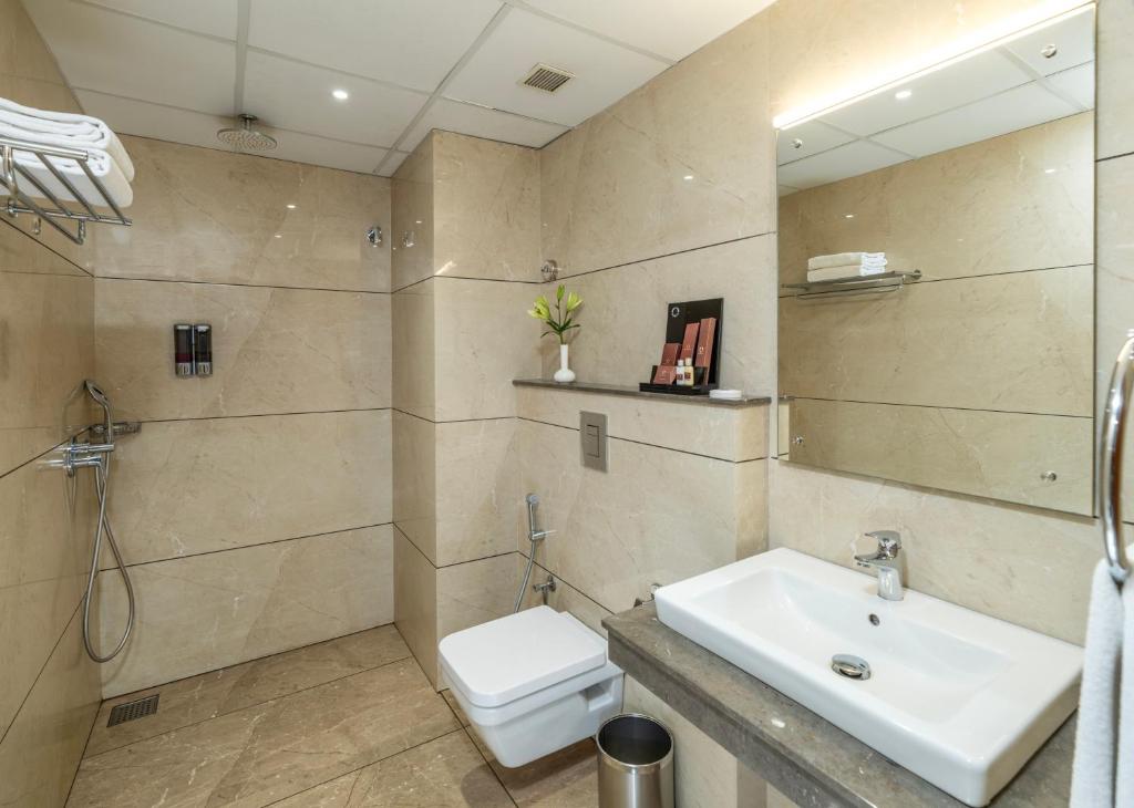 Koupelna v ubytování Oshin Hotel