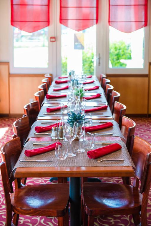 Restaurace v ubytování Brit Hotel Blois - Le Préma