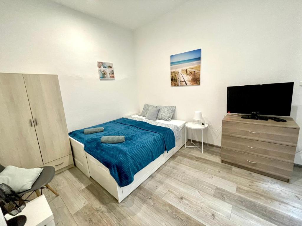 Relax Home with 2 bedroom, 2 bathroom for 6 people in the City Centre FREE COFFEE 1072 Budapest, Klauzál utca 26-28 kép - 1