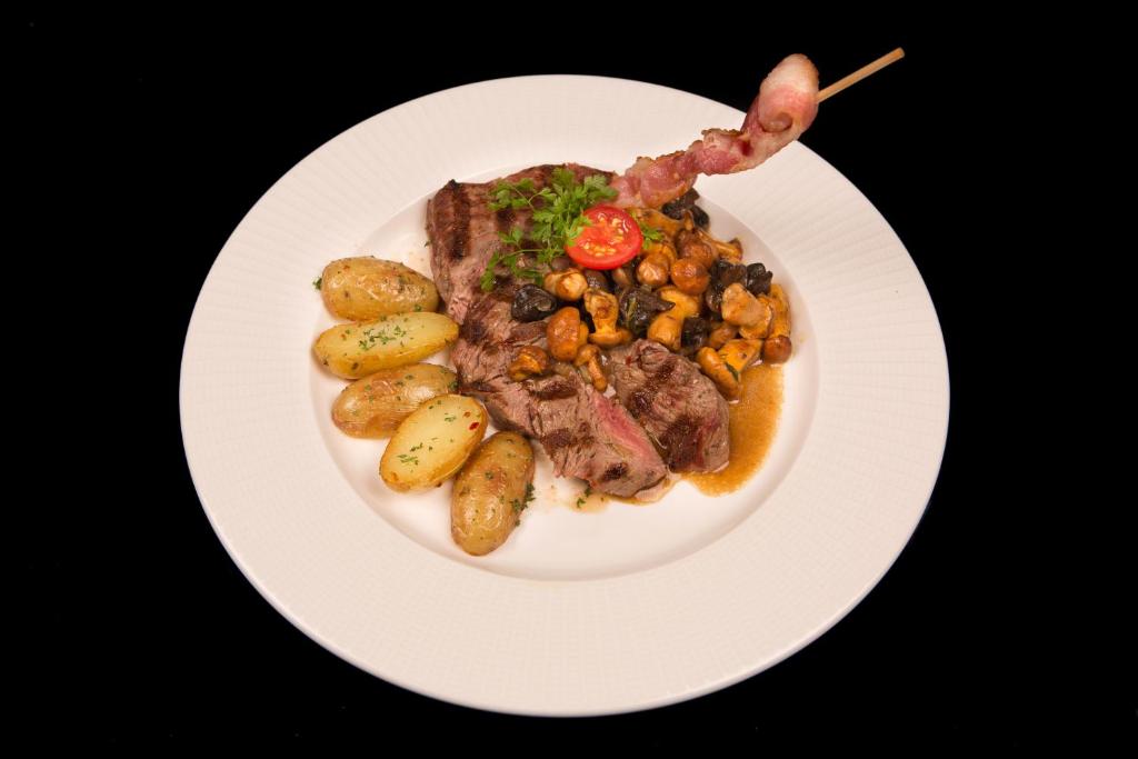 Essen im Hotel oder in der Nähe
