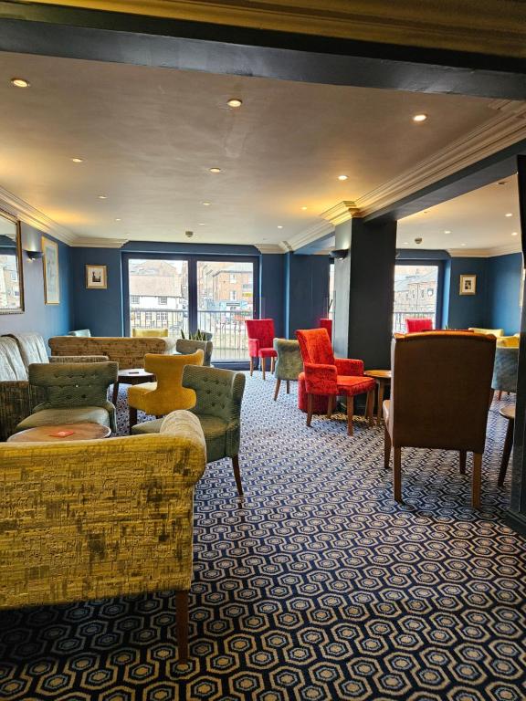 The Queens Hotel & Victoria Cloisters Apartments - Resim 23