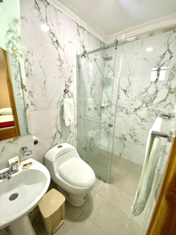 Koupelna v ubytování HOTEL MARLUZ