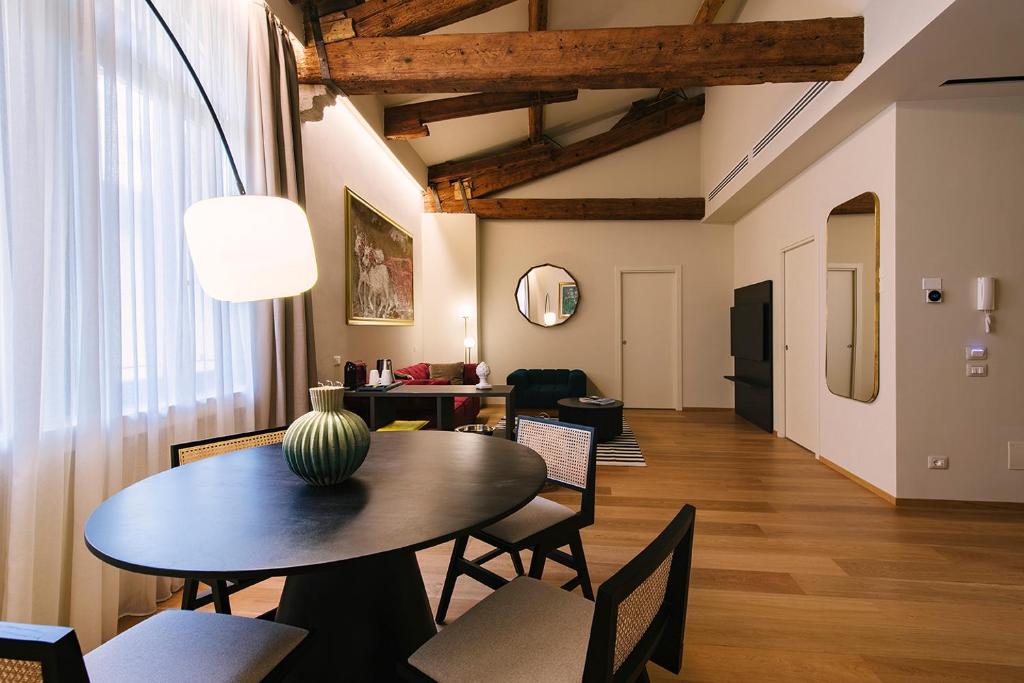 Palazzo Confalonieri da Lisca - 12