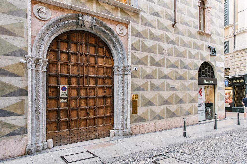 Palazzo Confalonieri da Lisca - 1