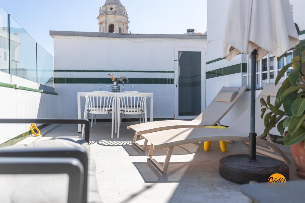Atico Catedral by Cadiz Time - Two-Bedroom Apartment