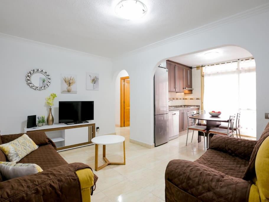 313 Eden Parking WI FI and Swimming Pool