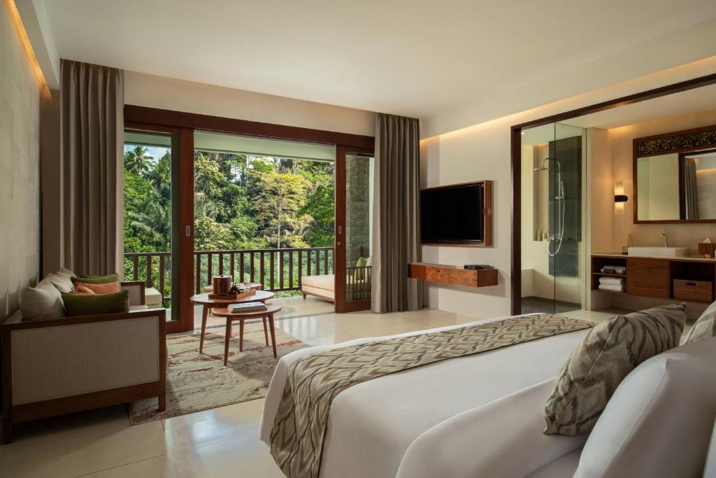 Postel nebo postele na pokoji v ubytování Cicada Resort Bali Ubud, Autograph Collection