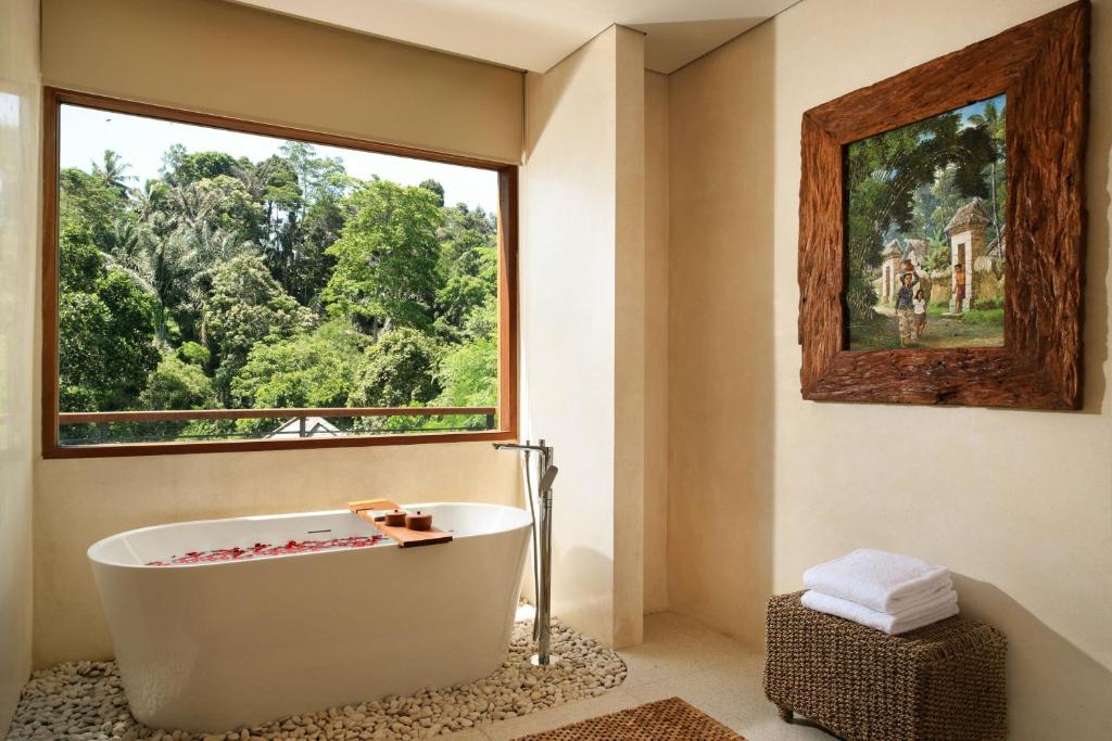 Koupelna v ubytování Cicada Resort Bali Ubud, Autograph Collection