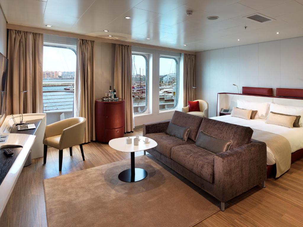 Sunborn Gibraltar - Executive Double Room