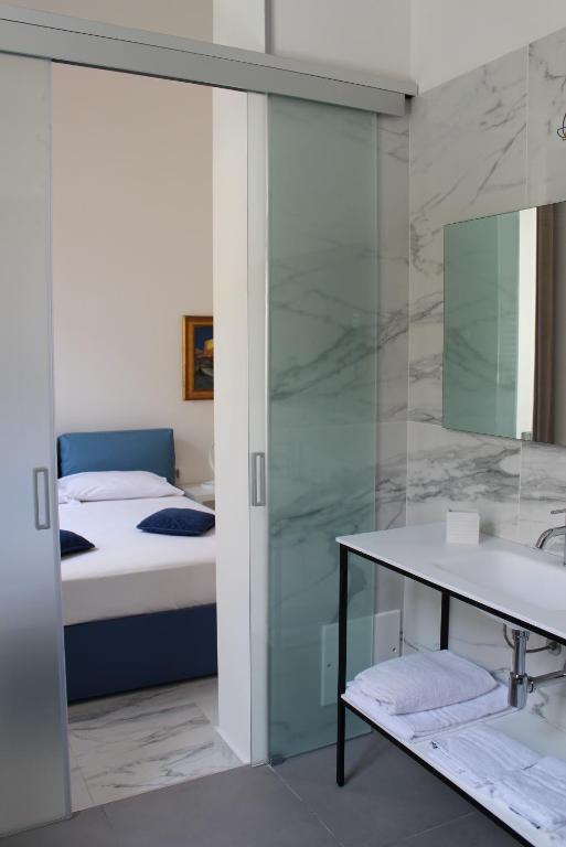 FALSTAFF Rooms & Suites - 13