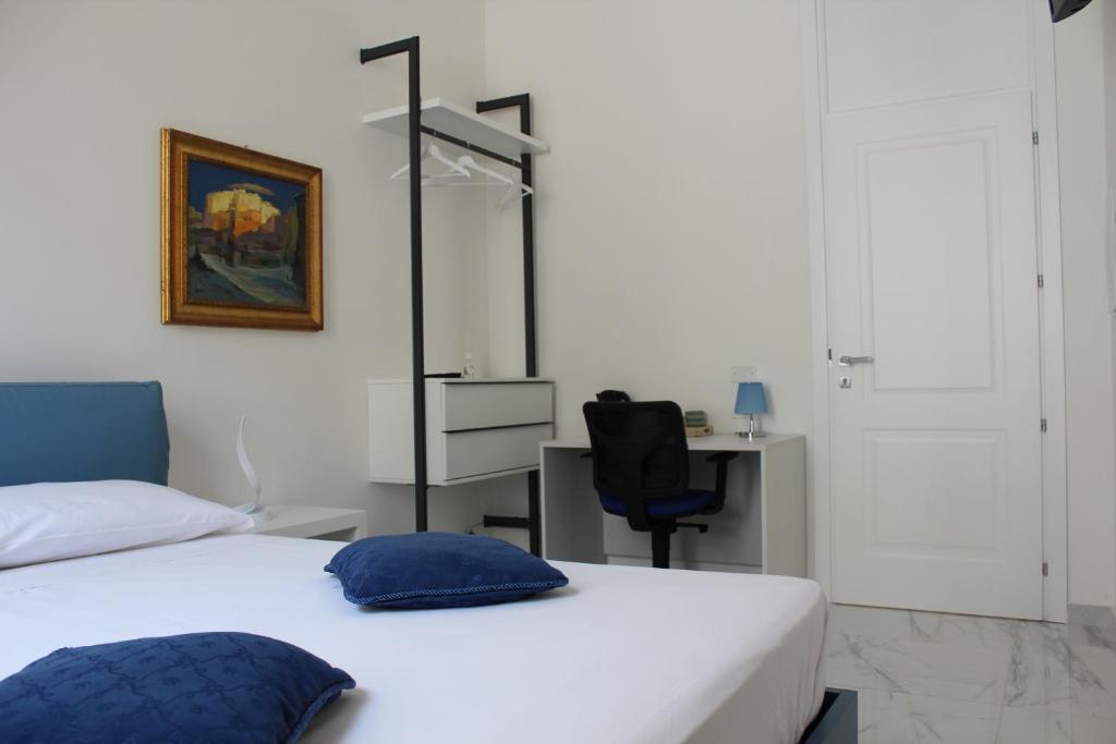 FALSTAFF Rooms & Suites - 9