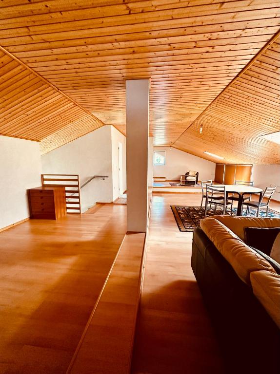 Oliveira Guest House - Two-Room Apartment