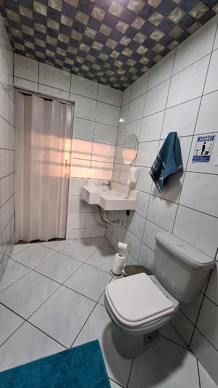 Koupelna v ubytování Hostel My House quartos perto do aeroporto de Guarulhos