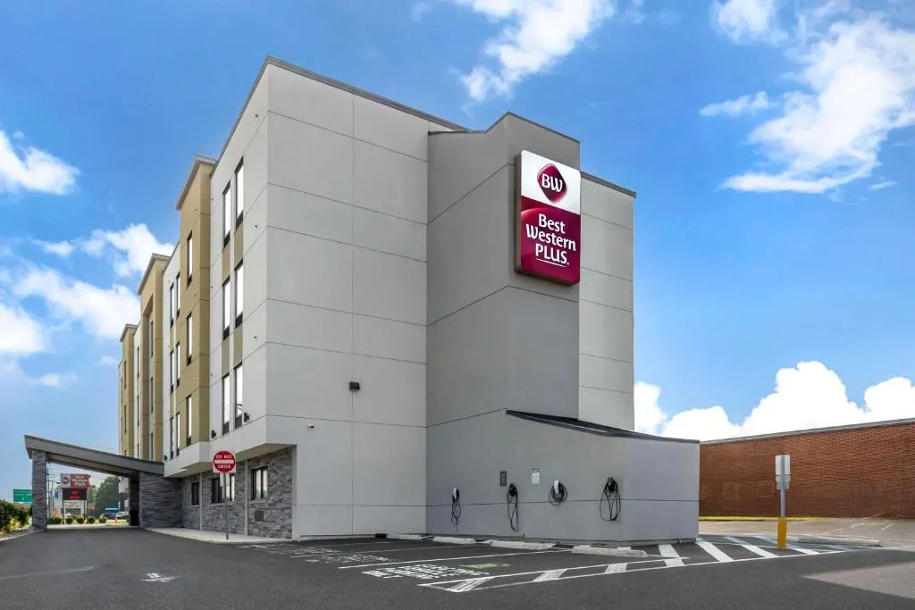 Best Western Plus Philadelphia-Pennsauken Hotel in Cherry Hill
