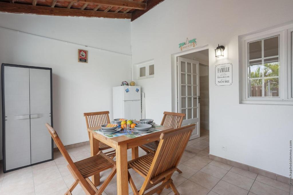 Fotografie z fotogalerie ubytování Superbe Duplex T2 Grand Rivière 3 étoiles v destinaci Sainte-Anne