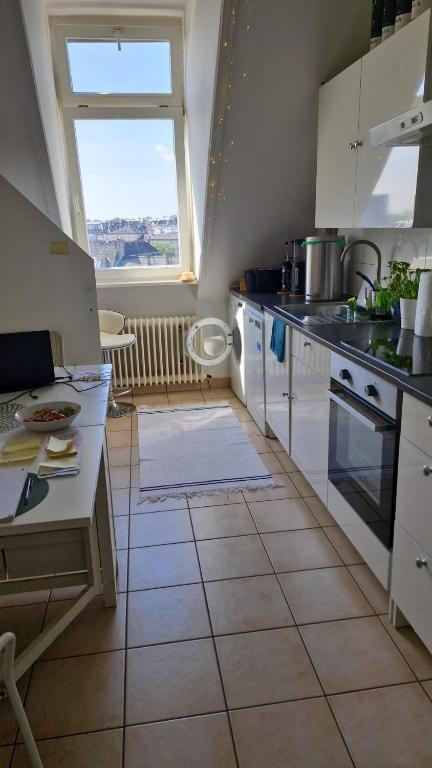 Kuchyň nebo kuchyňský kout v ubytování Nice Private Room in Shared Apartment - 2er WG