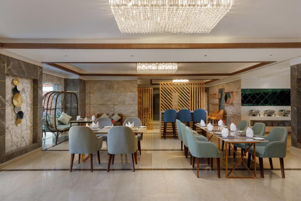 Posezení v ubytování Holiday Inn Resort Kathmandu Budhanilkantha by IHG