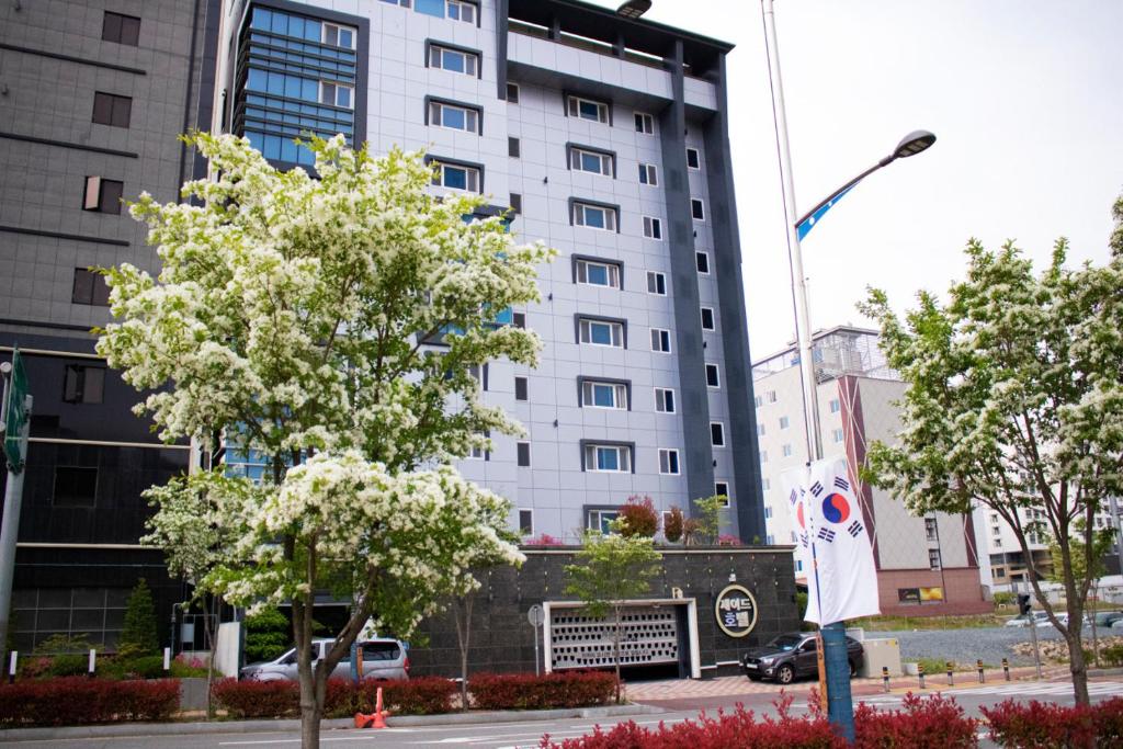 Budova, kde se hotel nachází