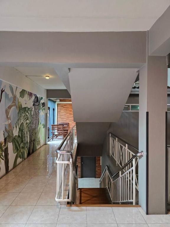 BBhouse Rambuttri 2 - Resim 16