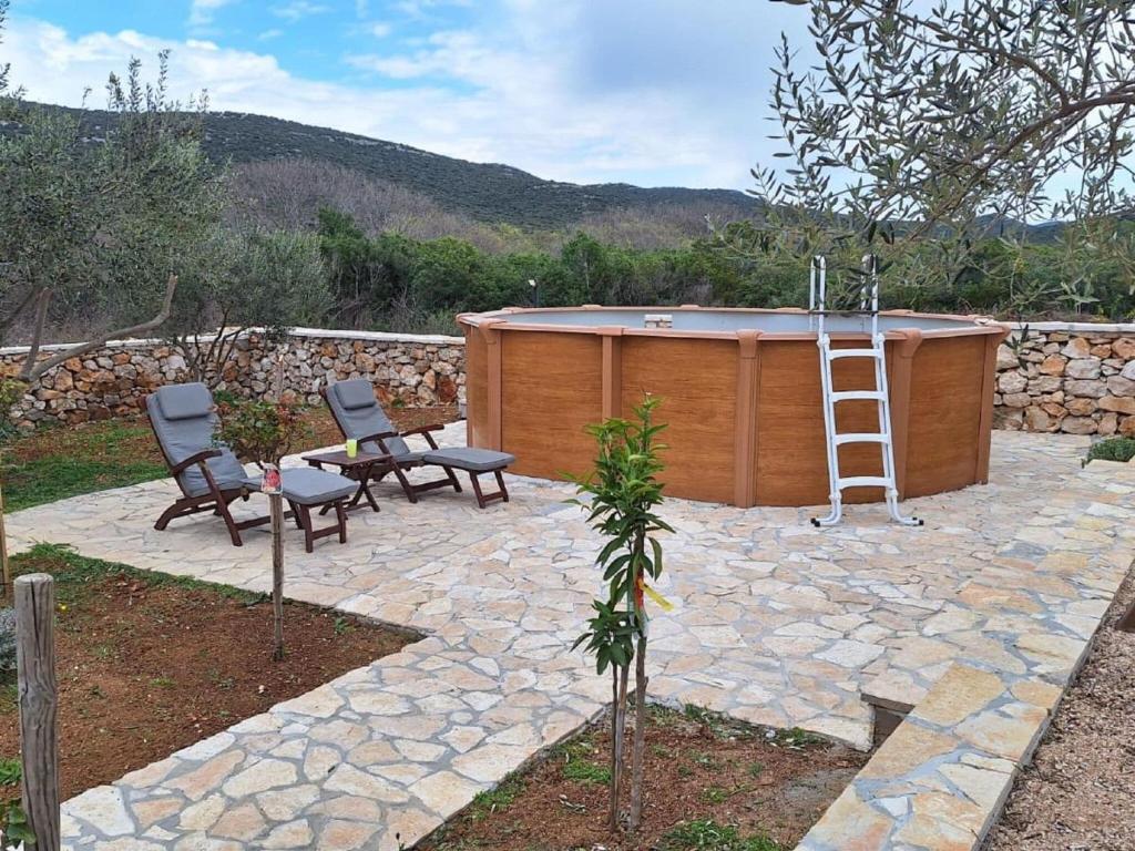 Modern Holiday Home in Vrana with Lake Nearby