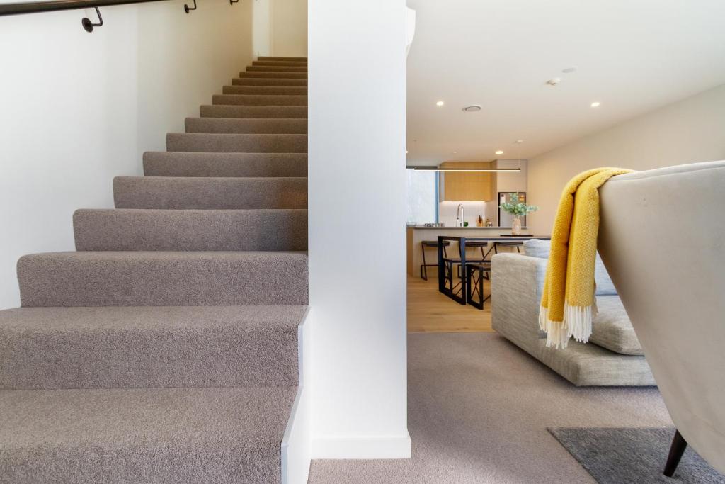 Getaway on Manchester Street - Carpark, Central - Resim 14