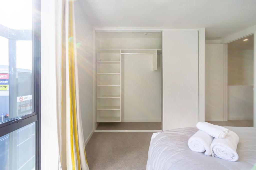 Getaway on Manchester Street - Carpark, Central - Resim 3