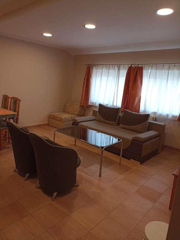 Posezení v ubytování Bor Apartmanház