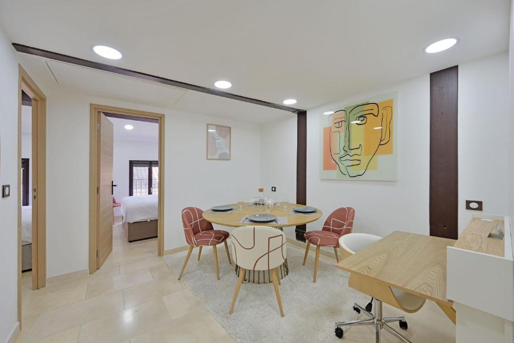 Photo de la galerie de l'établissement Le 185 - Charme et tranquillité au coeur d'Avignon, à Avignon