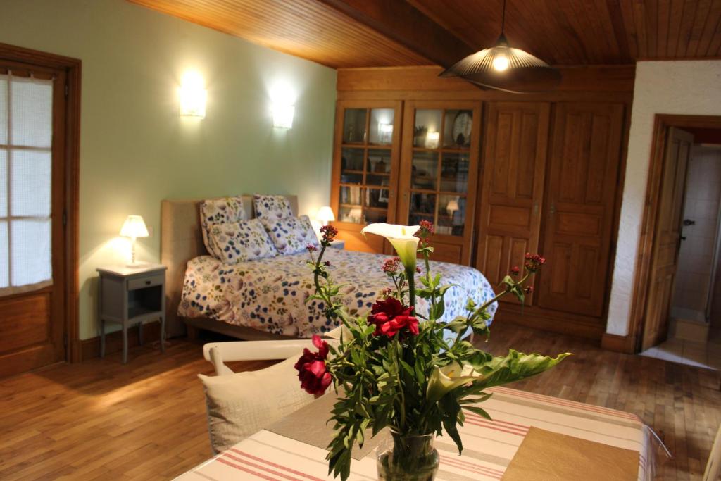 Posedenie v ubytovaní Chambre d’hôtes de Curières