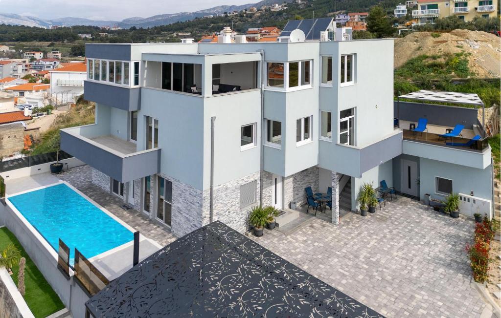 Πισίνα στο ή κοντά στο Lovely Apartment In Podstrana With Wifi