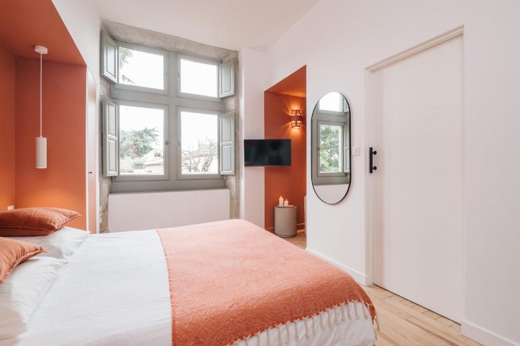 La Demeure de la Cité by Jean Bacou - 19