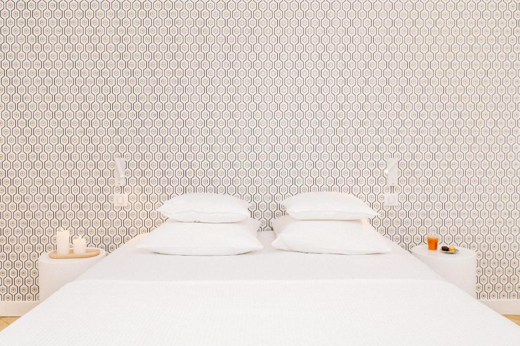 La Demeure de la Cité by Jean Bacou - 12