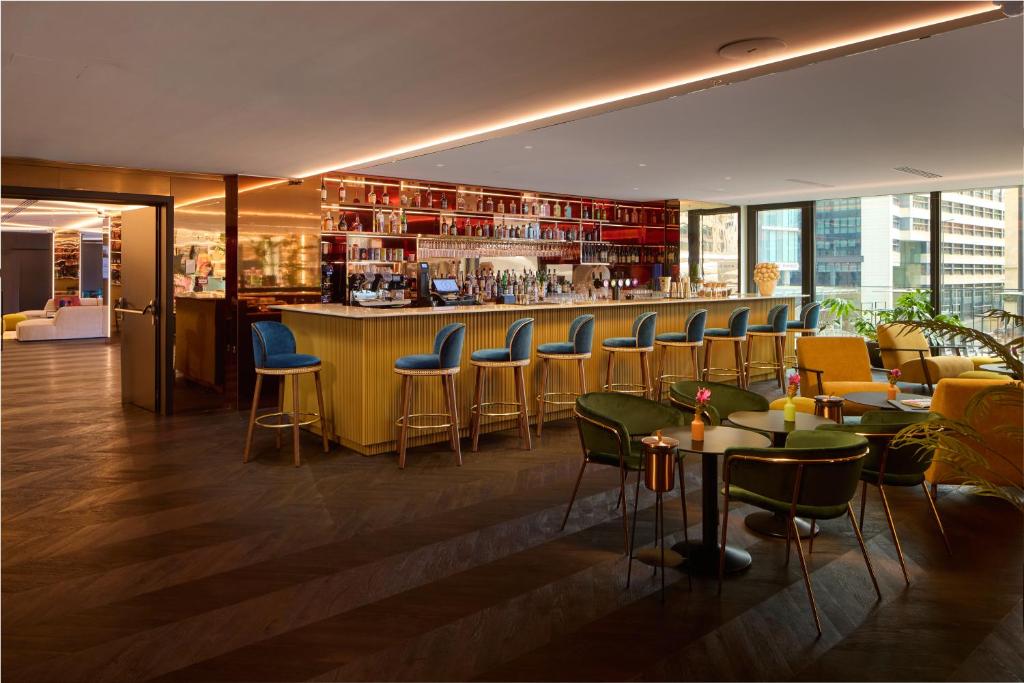 Cardo Brussels, Autograph Collection - Resim 3