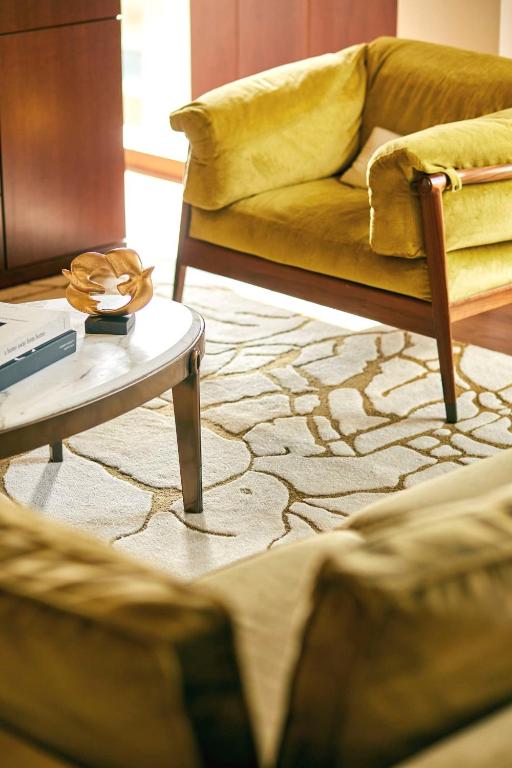 Posezení v ubytování Park Hyatt Zurich – City Center Luxury