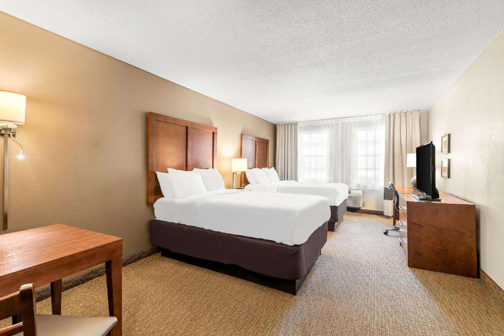 Comfort Inn & Suites North Conway photo