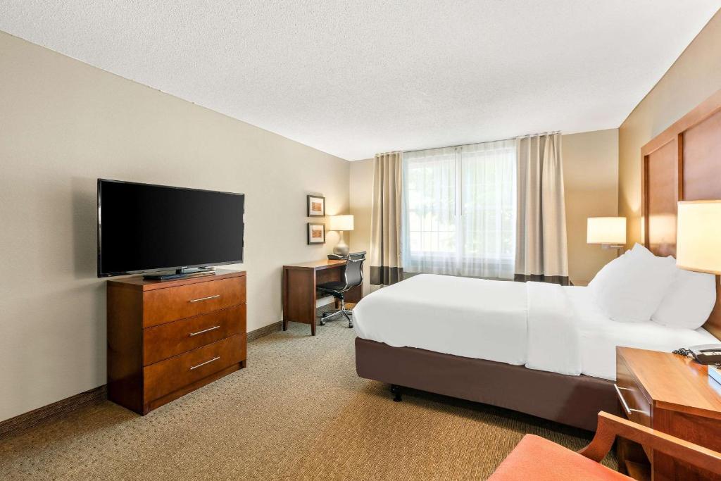 Comfort Inn & Suites North Conway - 