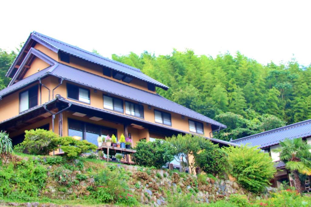 Budova, kde se ryokan nachází