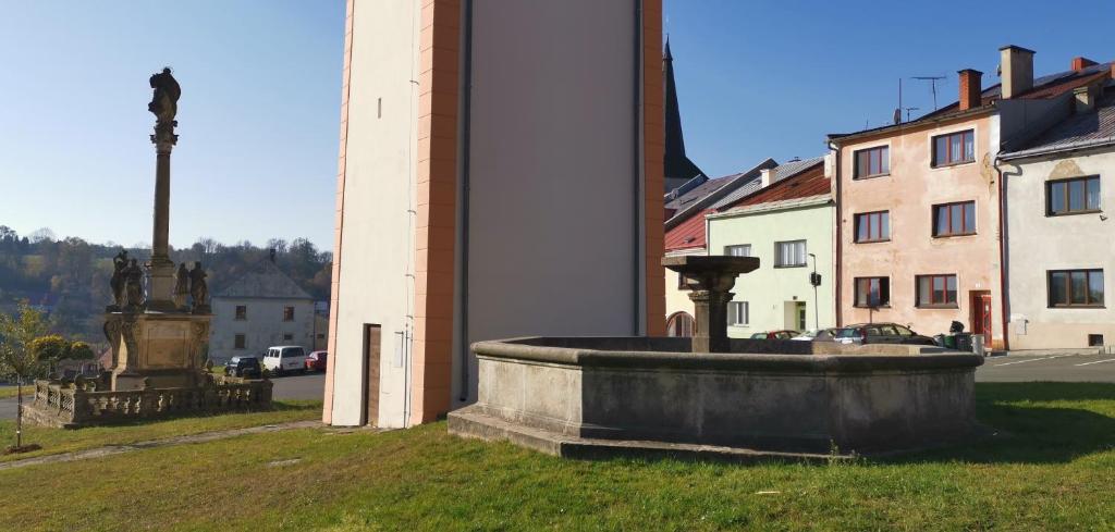 Budova, kde se apartmán nachází