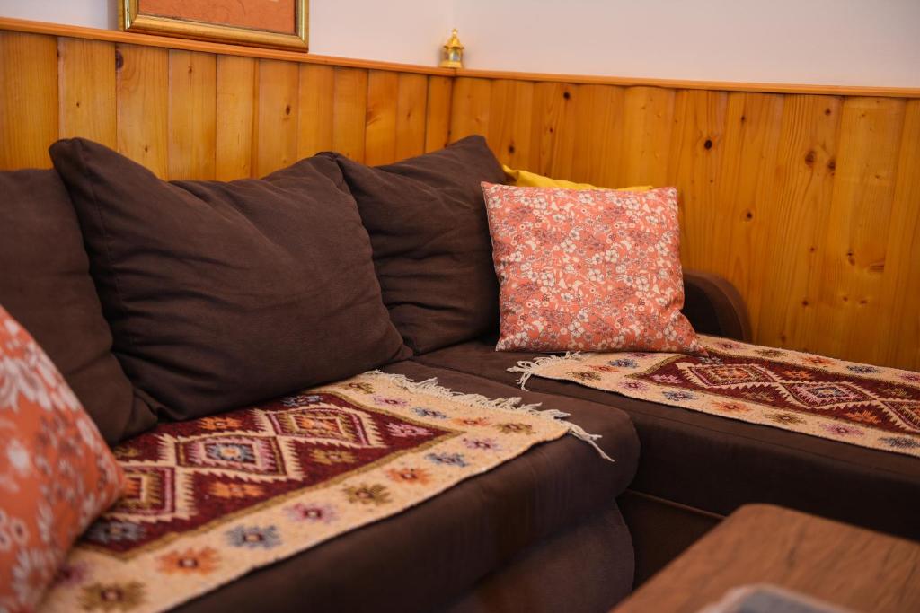 Postel nebo postele na pokoji v ubytování Green Pine House
