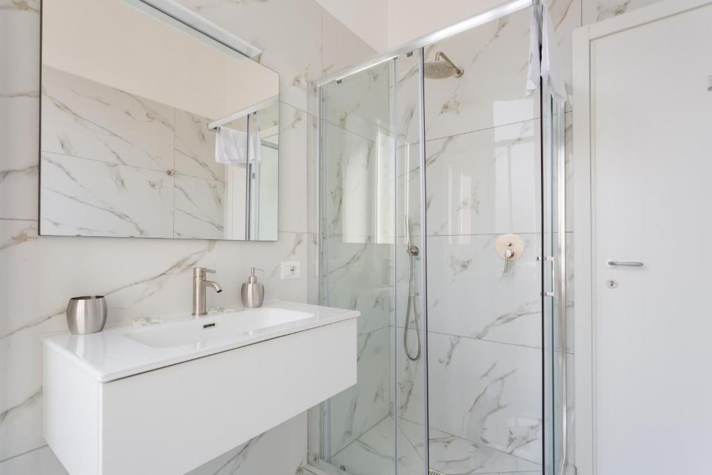 Golden Suites by Dimorra - Resim 38