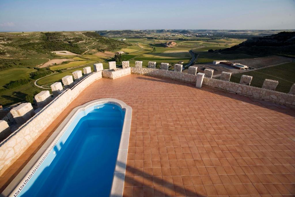 Piscina en o cerca de Residencia Real del Castillo de Curiel