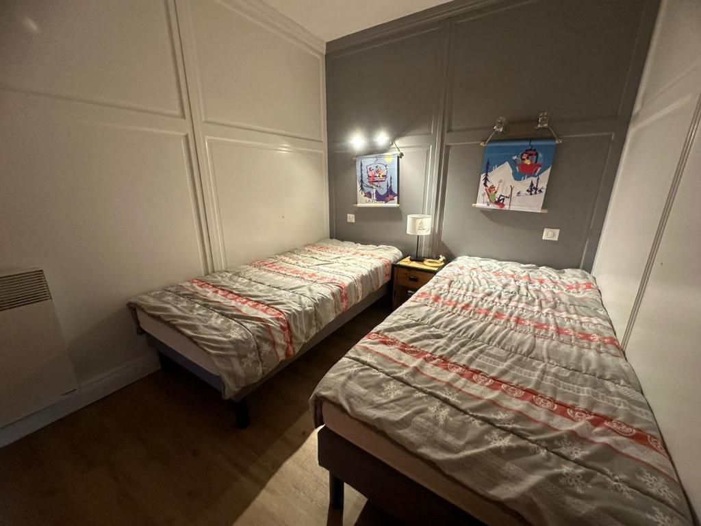 Appartement chaleureux proche des pistes avec balcon