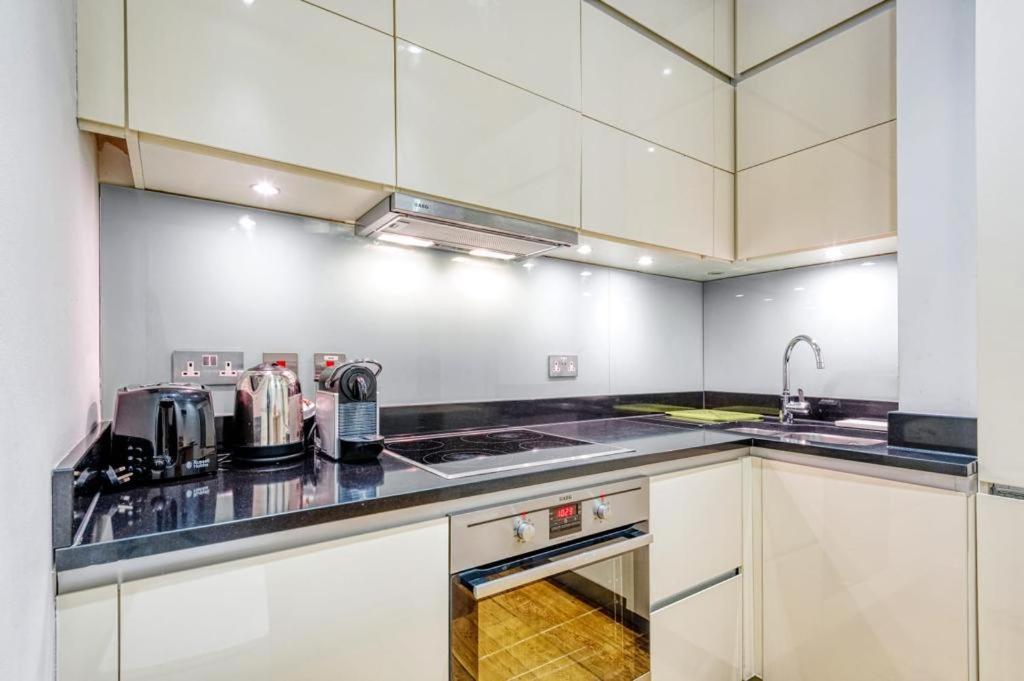 رزرو هتل، Renovu Premium Homes در کنزینگتون