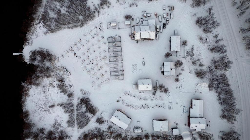 Το Guesthouse / Huskyfarm Innset τον χειμώνα