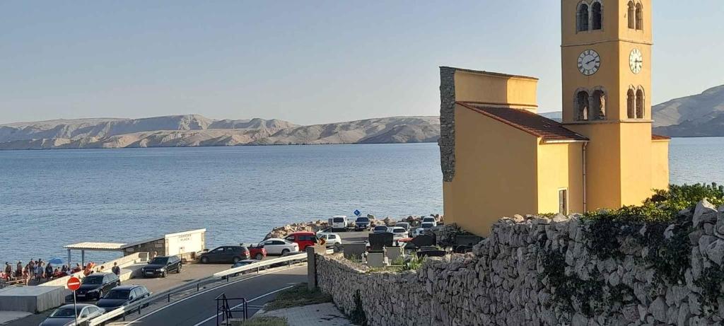 Fotografie z fotogalerie ubytování Apartment Karlobag/Velebit Riviera 34907 v destinaci Karlobag