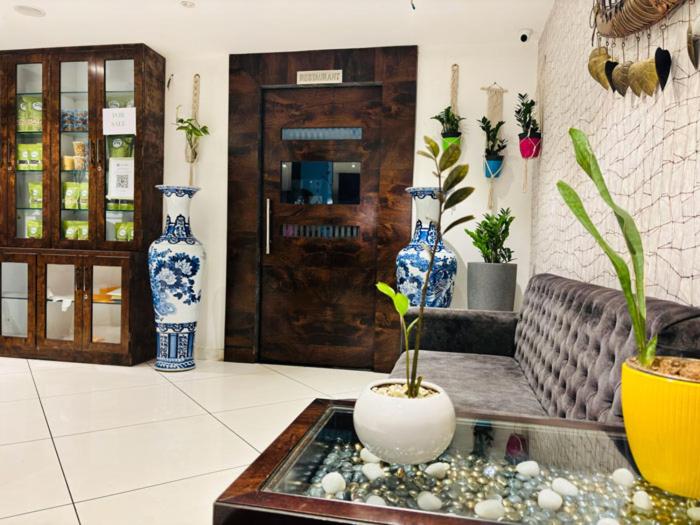 Fotografie z fotogalerie ubytování Hotel Royal Retreat v destinaci Sambalpur