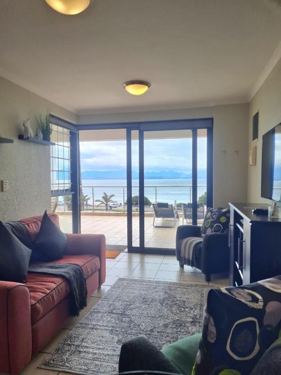 Point Village Accommodation - Santos 57 - Image 19