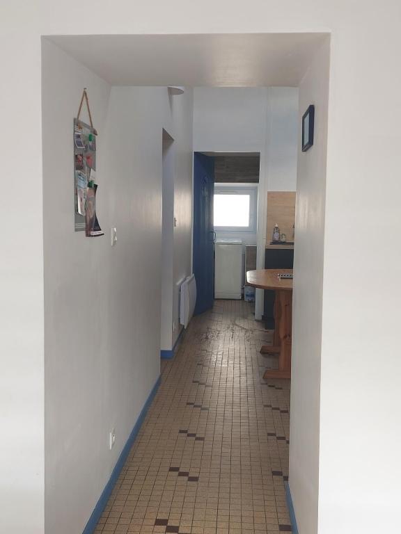 Kuchyňa alebo kuchynka v ubytovaní Gîte la Salicorne